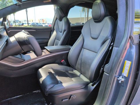 Used 2023 Tesla Model X AWD/4WD image 16