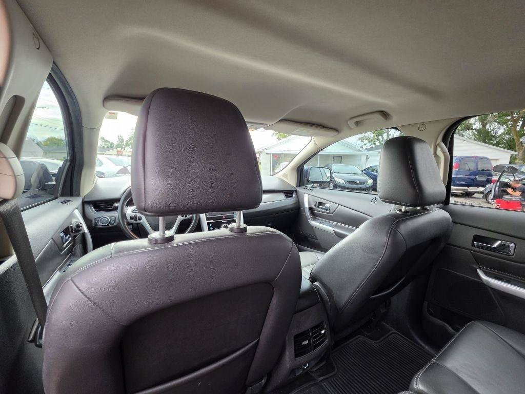 Used 2011 Ford Edge Sport w/ Driver Entry Pkg FWD image 18