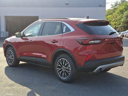 New 2025 Ford Escape SE w/ PHEV Premium Package image 12