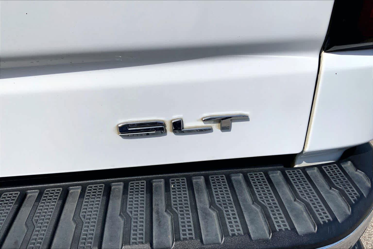 Used 2023 GMC Sierra 1500 SLT AWD/4WD image 10