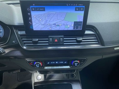 Used 2021 Audi Q5 Premium Plus w/ Premium Plus Package image 16