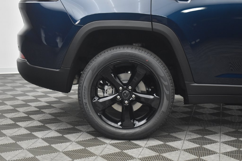 New 2027 Jeep Grand Cherokee Limited AWD/4WD image 10