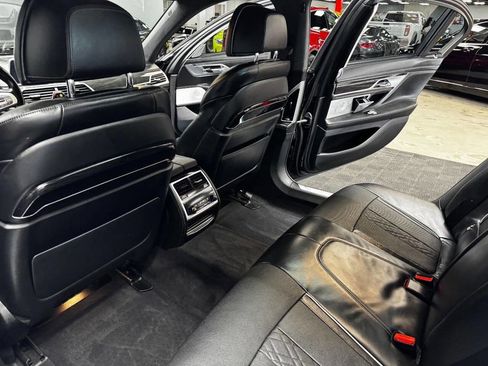 Used 2016 BMW 740i RWD image 42
