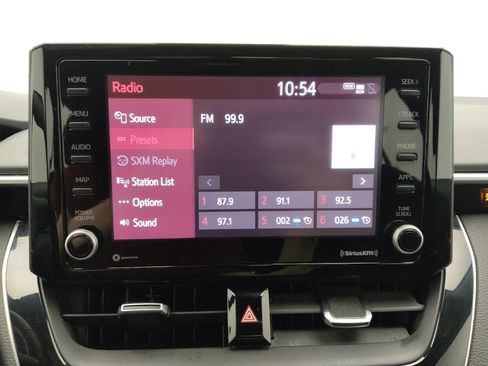 Used 2022 Toyota Corolla SE FWD image 25