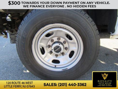 Used 2016 Ford F350 XL image 4