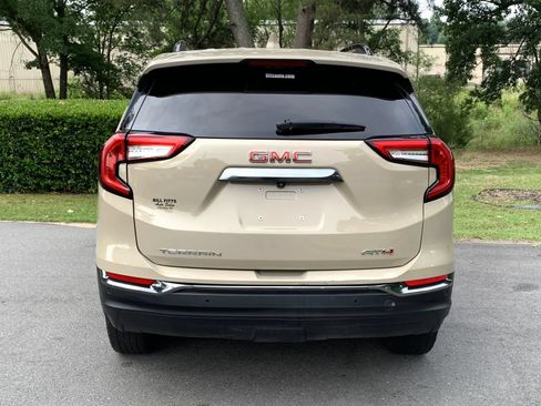 Used 2022 GMC Terrain AT4 AWD/4WD image 6