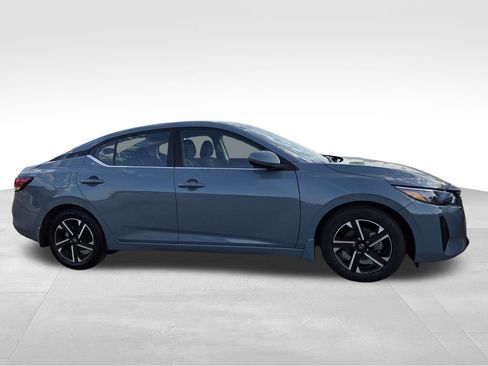 Used 2024 Nissan Sentra SV w/ All-Weather Package FWD image 8