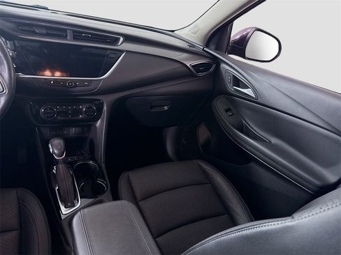 Certified 2021 Buick Encore GX Essence w/ Advanced Technology Package image 16