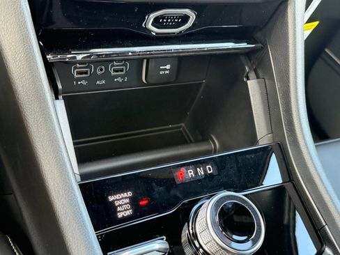 New 2026 Jeep Grand Cherokee Limited AWD/4WD image 16