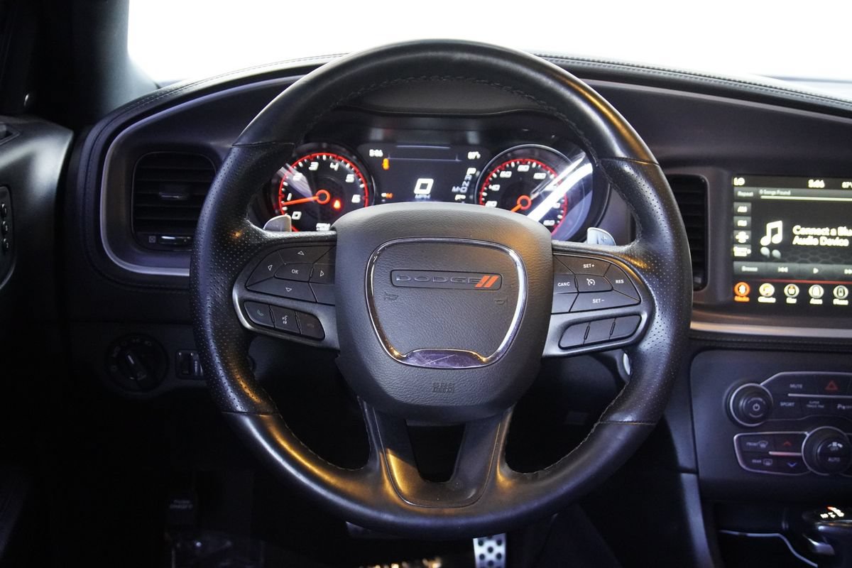 Used 2022 Dodge Charger R/T w/ Plus Group RWD image 13