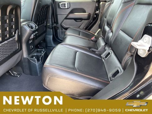Used 2022 Jeep Gladiator Mojave AWD/4WD image 41