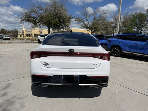 Used 2021 Kia K5 EX image 5