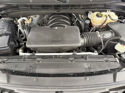 Certified 2023 Chevrolet Tahoe LT w/ LT Signature Package image 32