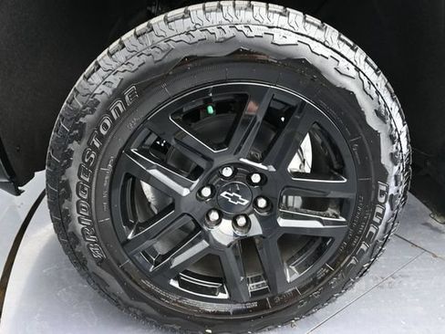New 2026 Chevrolet Silverado 1500 LT Trail Boss w/ Safety Package AWD/4WD image 17