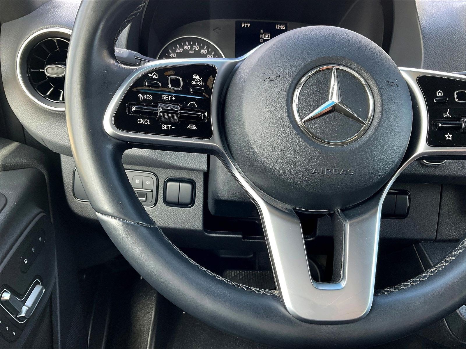 Used 2021 Mercedes-Benz Sprinter 2500 image 10