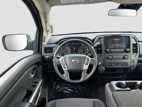Used 2024 Nissan Titan SV AWD/4WD image 20