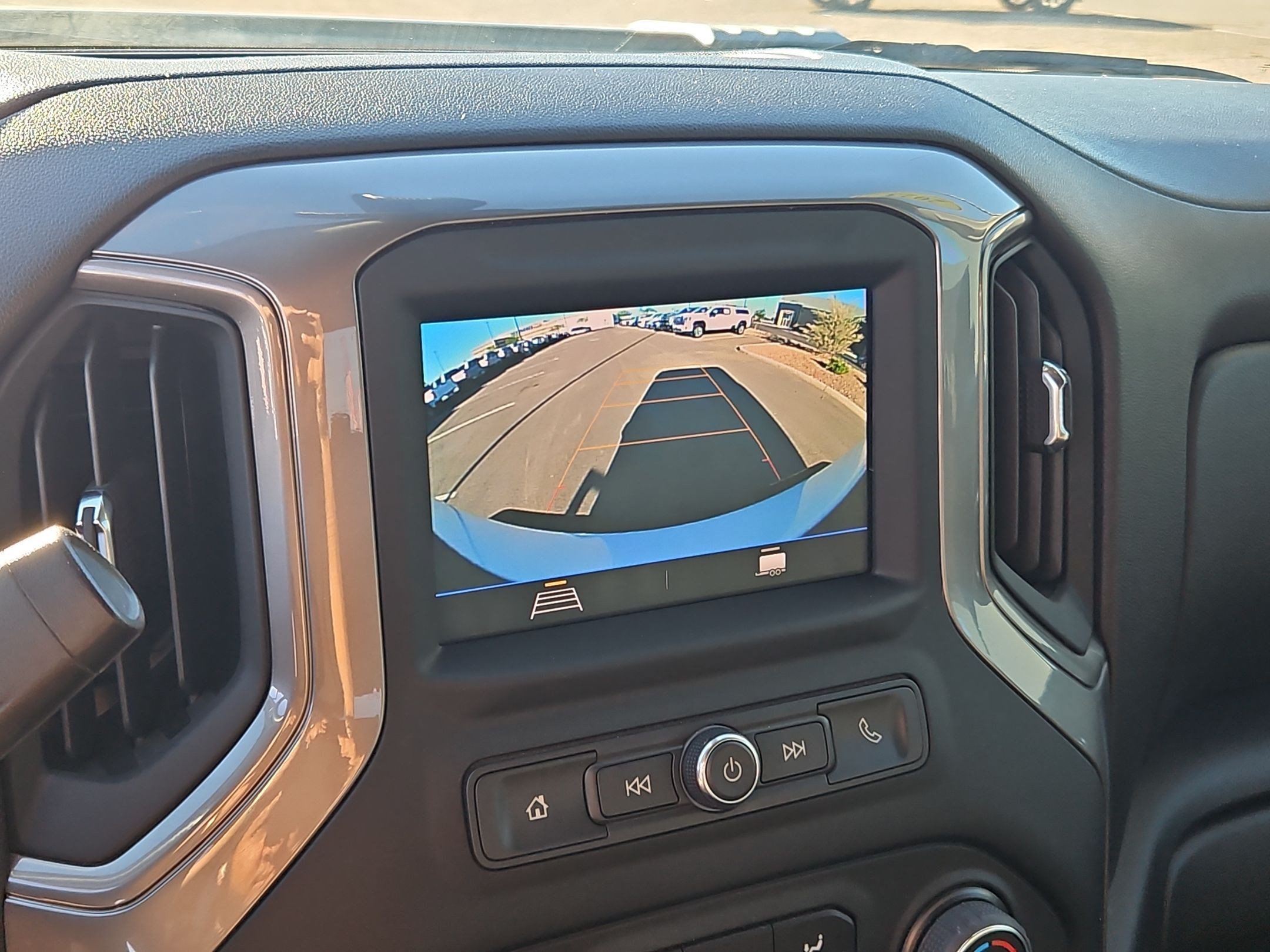 Certified 2023 Chevrolet Silverado 2500 Custom w/ Custom Value Package AWD/4WD image 18