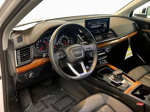 Used 2023 Audi Q5 2.0T Premium w/ Convenience Package AWD/4WD image 18