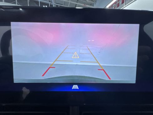 Used 2025 Chevrolet Trax RS w/ Sunroof Package image 26