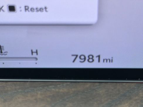 Used 2025 Genesis GV80 2.5T Select image 18