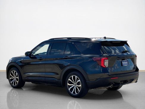 Used 2022 Ford Explorer ST-Line w/ Class IV Trailer Tow Package image 5