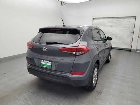Used 2016 Hyundai Tucson SE w/ Option Group 02 FWD image 7