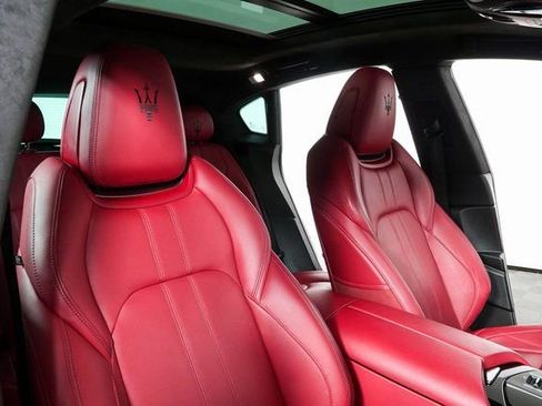 Used 2022 Maserati Levante S GranSport AWD/4WD image 24