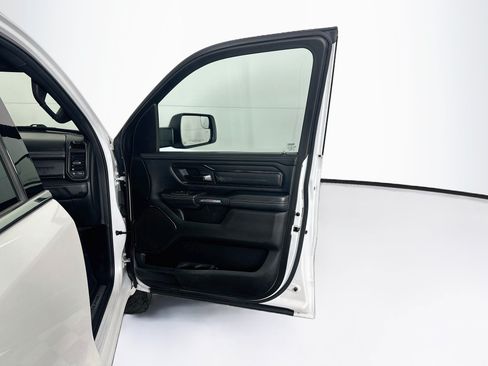 Used 2023 RAM 1500 Limited AWD/4WD image 33
