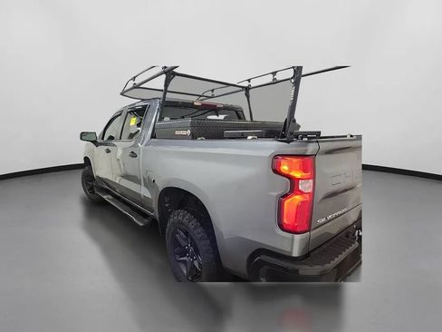 Used 2020 Chevrolet Silverado 1500 LT Trail Boss AWD/4WD image 3