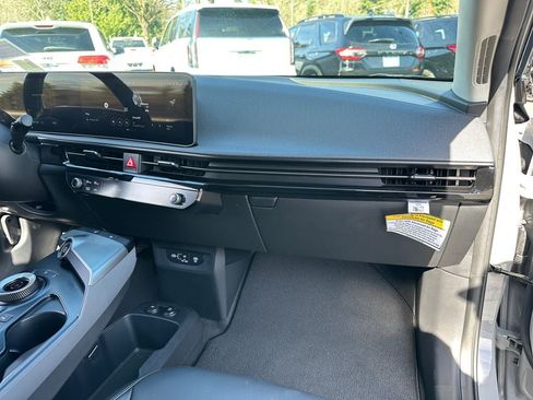 Used 2025 Kia EV6 Light RWD image 27