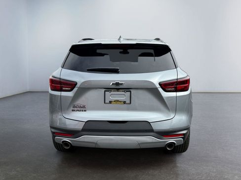 New 2026 Chevrolet Blazer LT w/ Midnight/Sport Edition FWD image 4