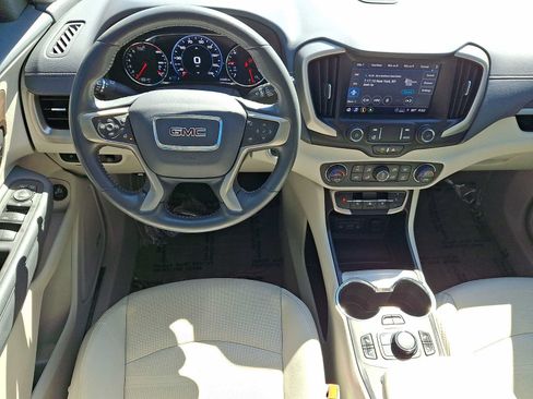Used 2022 GMC Terrain Denali w/ Denali Premium Package AWD/4WD image 14