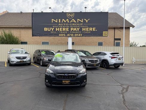 Used 2018 Subaru Crosstrek 2.0i Premium AWD/4WD image 2
