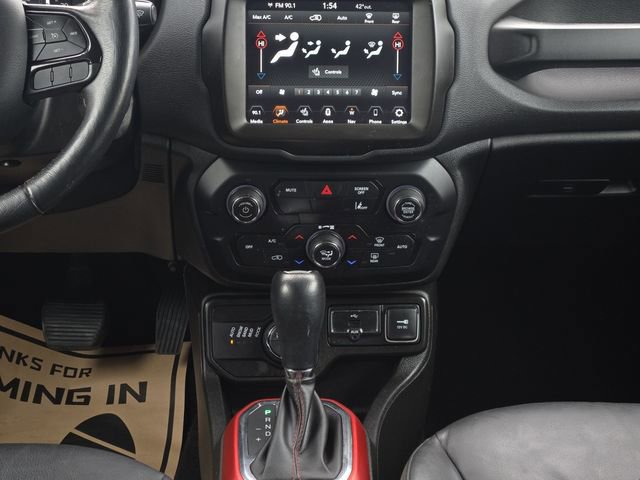 Used 2022 Jeep Renegade Trailhawk w/ Trailer Tow Group AWD/4WD image 15