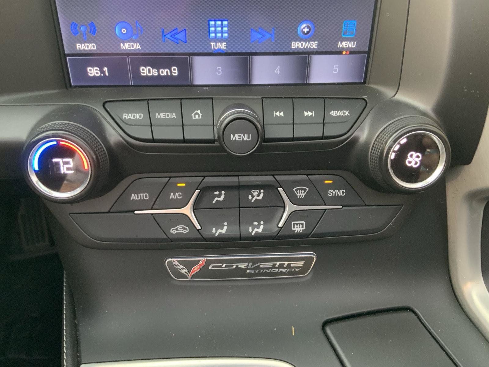 Used 2016 Chevrolet Corvette Stingray Coupe RWD image 38