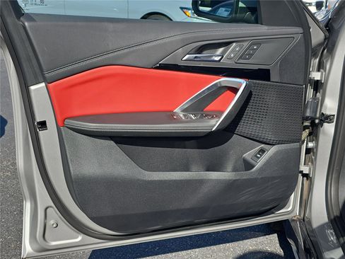 Used 2025 BMW X1 xDrive28i image 13