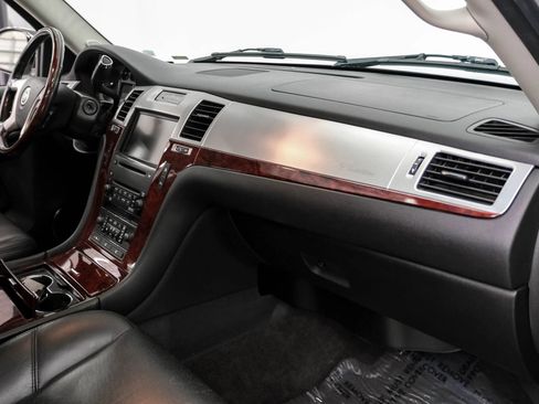 Used 2008 Cadillac Escalade AWD image 13