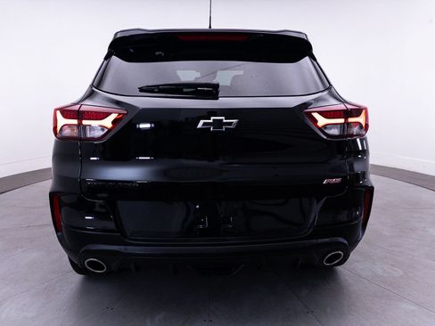 Used 2023 Chevrolet TrailBlazer RS FWD image 14