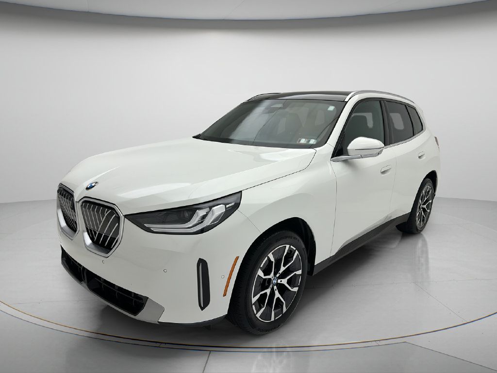 Used 2026 BMW X3 xDrive30i w/ Premium Package AWD/4WD image 3