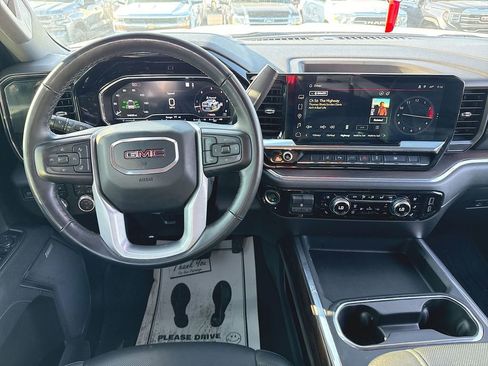 Used 2025 GMC Sierra 2500 SLT w/ SLT Premium Package image 14