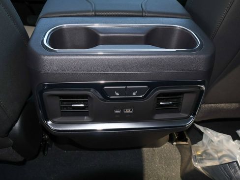 New 2026 GMC Sierra 1500 SLT w/ SLT Premium Plus Package AWD/4WD image 12