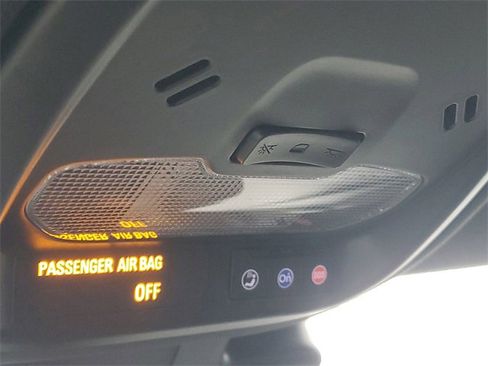 Certified 2025 Chevrolet Trax RS w/ Driver Confidence Package image 29