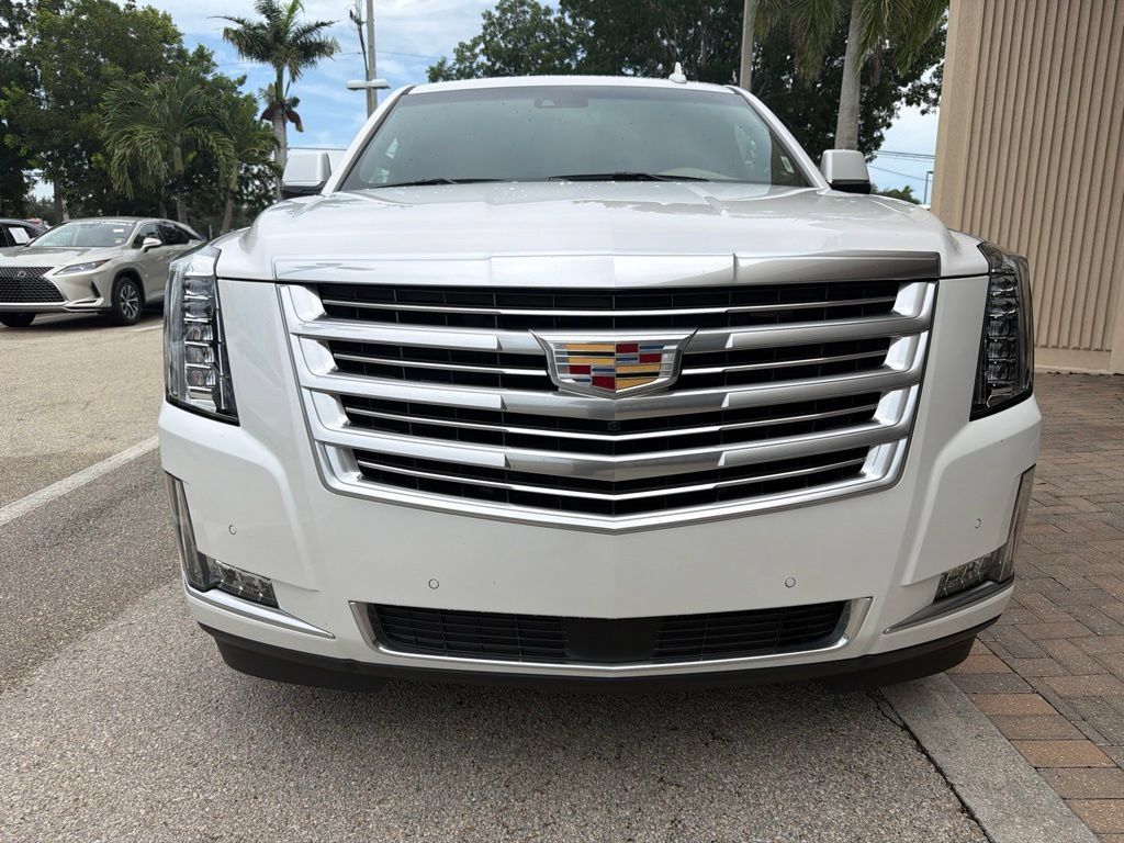 Used 2019 Cadillac Escalade Platinum AWD/4WD image 12