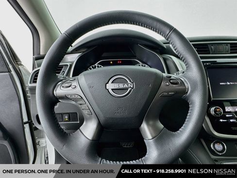 Used 2024 Nissan Murano SV w/ SV Midnight Edition Package AWD/4WD image 11