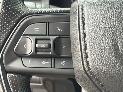 Used 2024 Toyota Tacoma SR5 RWD image 28