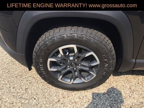 Used 2026 Chevrolet Equinox ACTIV AWD/4WD image 11