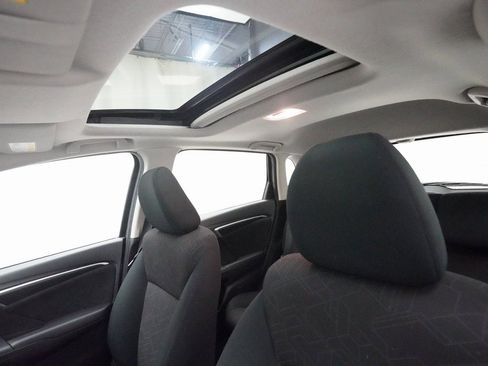 Used 2016 Honda Fit EX image 32