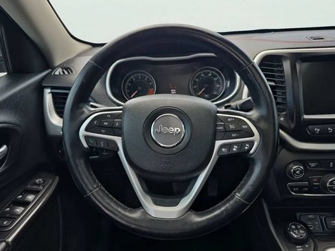 Used 2014 Jeep Cherokee Trailhawk w/ Technology Group AWD/4WD image 15