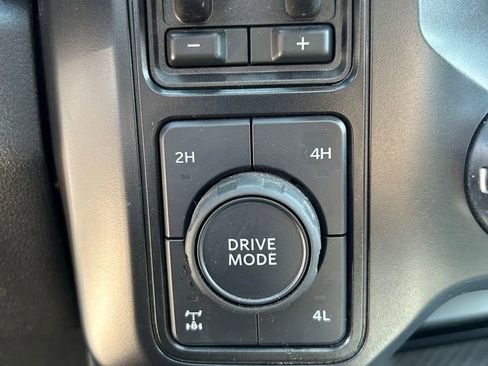 Used 2025 Ford F250 Platinum AWD/4WD image 20