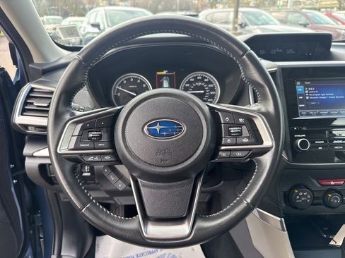 Used 2023 Subaru Forester Premium image 12